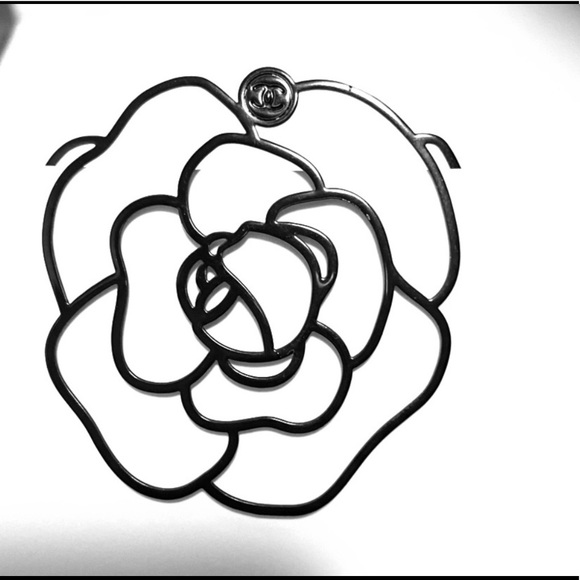 RARE CHANEL Camellia Metal Bookmark - Picture 1 of 9